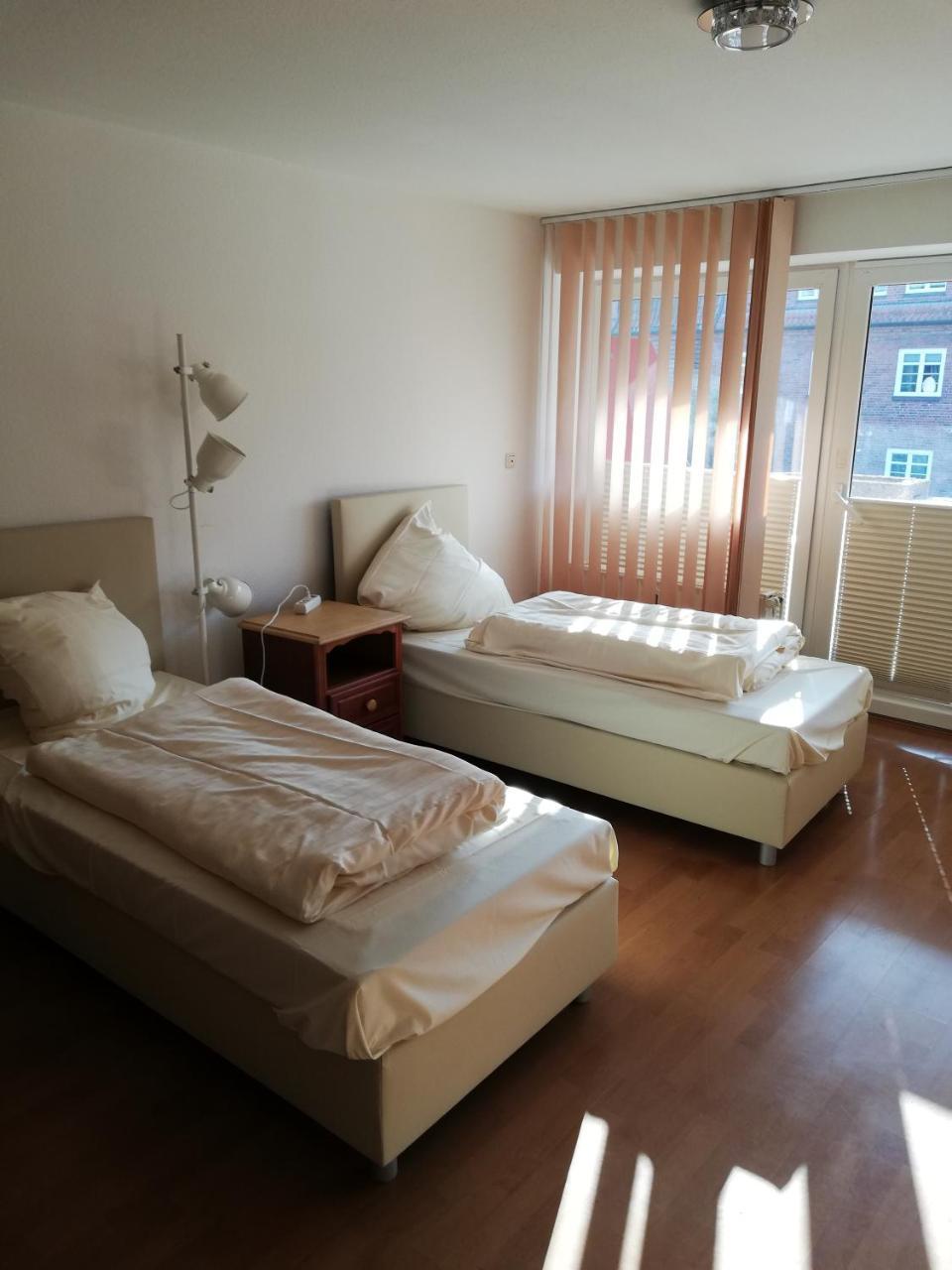 Hotel Ideal Lubeka Zewnętrze zdjęcie