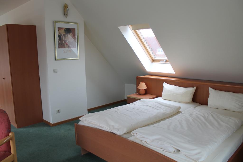 Hotel Ideal Lubeka Pokój zdjęcie