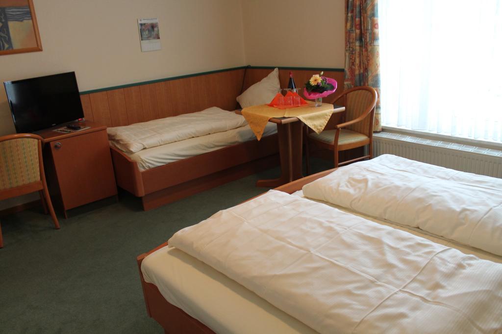 Hotel Ideal Lubeka Pokój zdjęcie